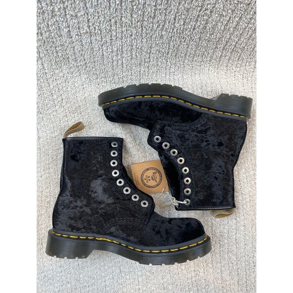 DOC MARTEN 31020 black vegan crushed velvet short boots 6 - Picture 4 of 9